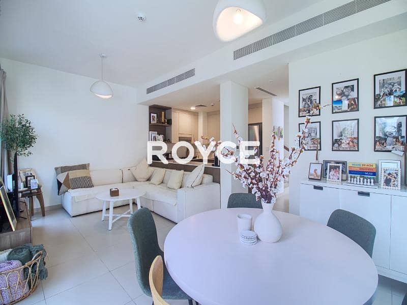 Exclusive | Close to amenities | Corner Unit