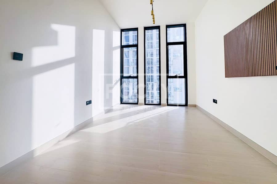 Dubai Skyline view | High Floor | Equipped Kitchen