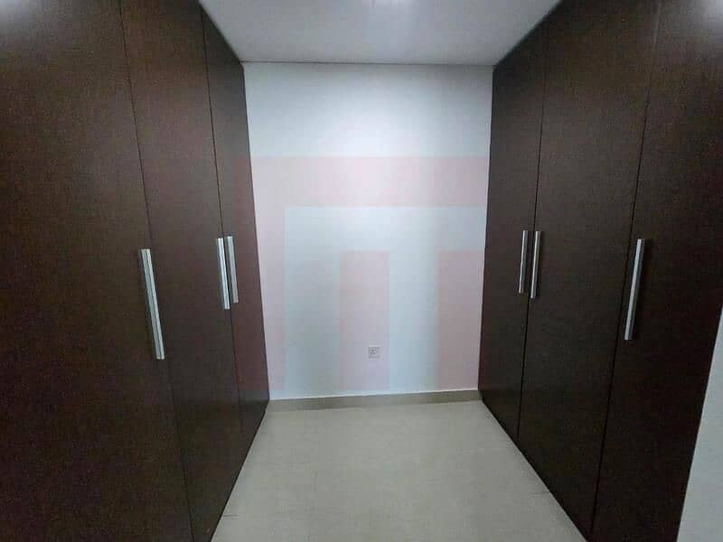 19 d8a7eca7-ac6d-4e38-a40a-f1604b8744d5. jpg