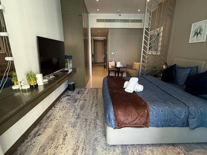 Vacant | Big Balcony | Fully Furnished