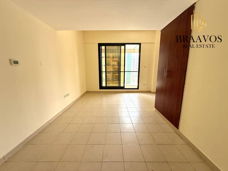 位于迪拜码头，埃斯坎滨海大厦 1 卧室的公寓 71000 AED - 12253232