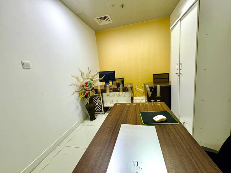 10 ec687851-ff82-4e72-afeb-f5671e9cca70. jpg
