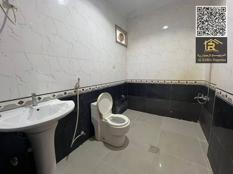 21 340fd7ab-806d-4596-b688-3a25042c3557. jpg