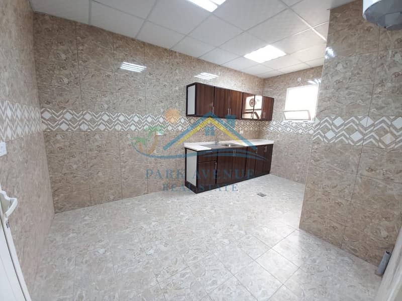 فیلا في مدينة شخبوط 1 غرفة 39000 درهم - 7339243