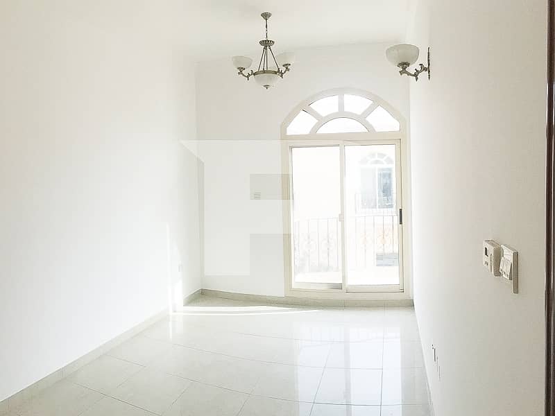 Huge 2BR Townhouse | Two Parkings | Pool