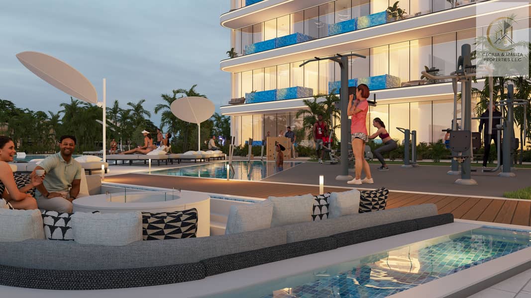 10 poolseating. jpg