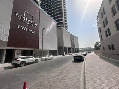 مستودع  للايجار في قرية جميرا الدائرية، دبي - مستودع في ويستوود غراندي 2 من امتياز،الضاحية 18،قرية جميرا الدائرية 590000 درهم - 12254070