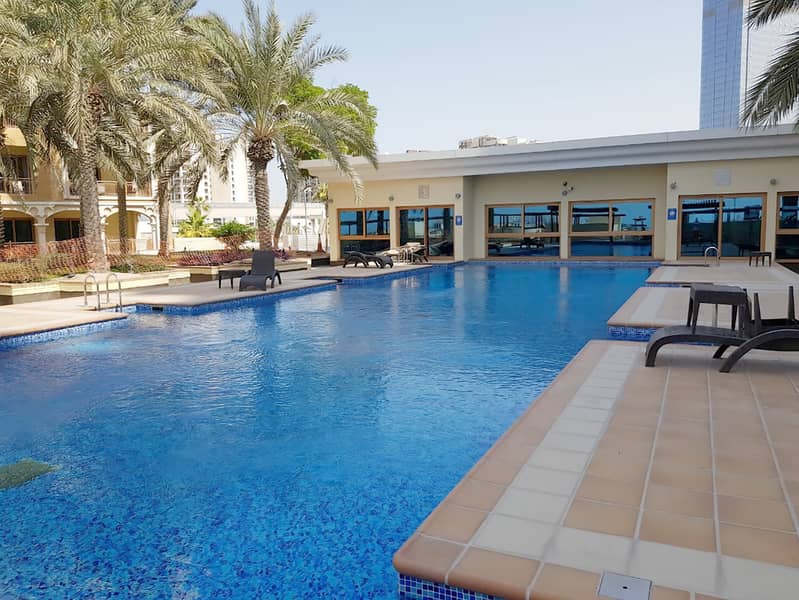 25 pool 2. jpg