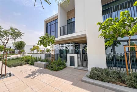 4 Bedroom Villa for Sale in Arabian Ranches 3, Dubai - Corner Plot | Close to Facilities | Single Row