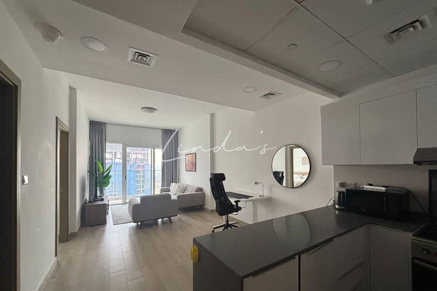 1 Bed | Modern |Immaculate Condition | High Floor