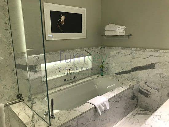 5 bathroom. jpg