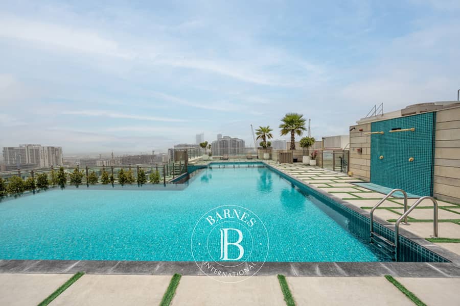 Luxury 1BR + Storage Room | Skyline + Marina Views Luxury 1BR + Storage Room | Skyline + Marina Views