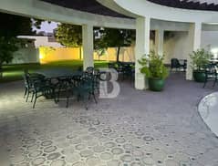 فیلا في جميرا 1،جميرا 4 غرف 375000 درهم - 12255391