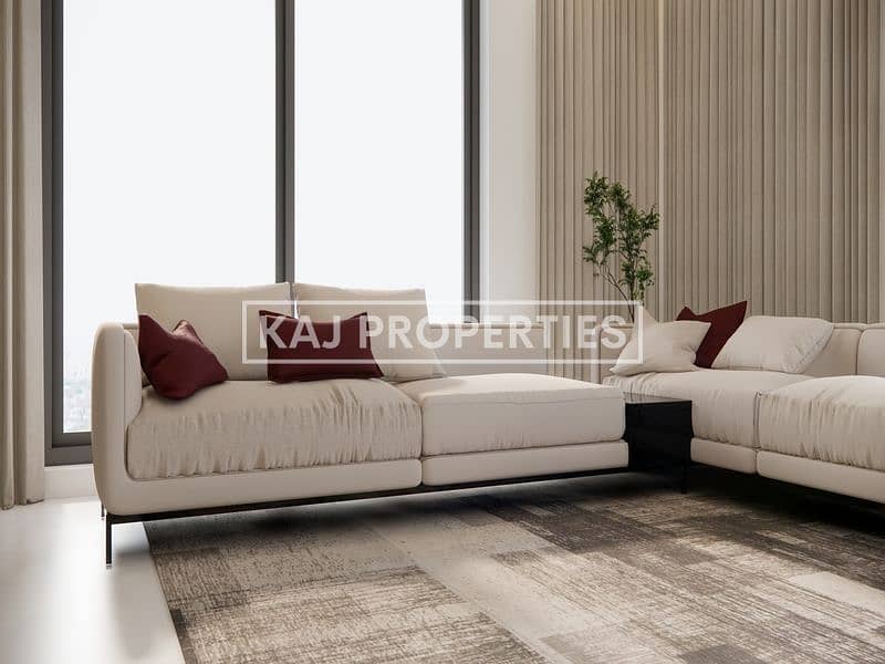 2 Living Room 10. jpg
