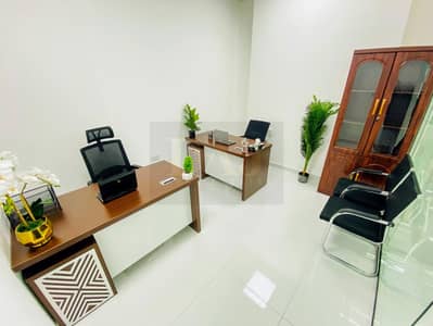 مکتب  للايجار في القرهود، دبي - 4d6db303-e5b2-431c-8b32-b32bb6cadecb. jpg