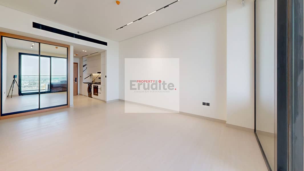 13 Binghatti-Trillionaire-03-Living-Room 1. jpg