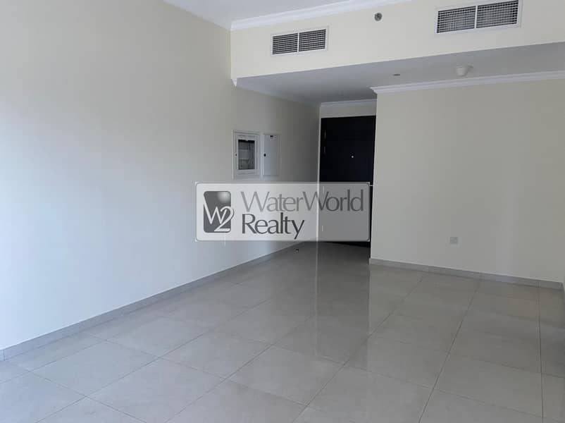 2 HALL ENTRANCE. jpeg