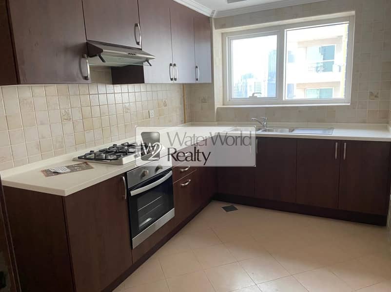 3 KITCHEN 1. jpeg