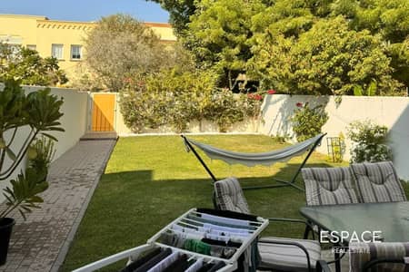 2 Bedroom Villa for Rent in The Springs, Dubai - October - Upgraded - 2 Bedrooms - Type 4M