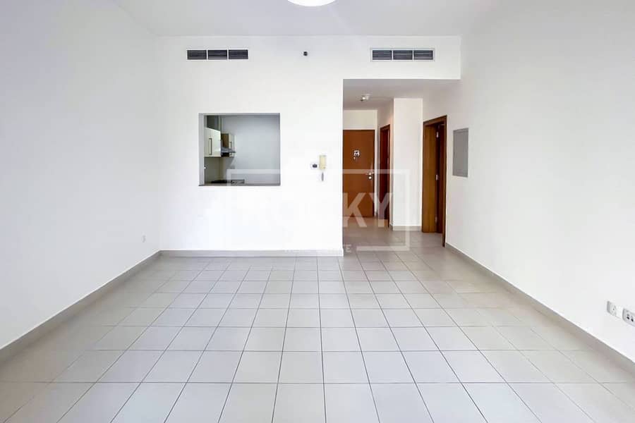 Private Garden | Huge Size | Semi Furnished