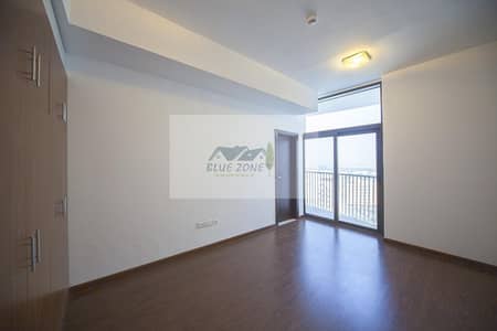 NO COMMISSION 1BHK WITH 2 BIG BALCONIES FURNISHED KITCHEN FIVE STAR AMENITIES AVAIL 58K NO COMMISSION 1BHK WITH 2 BIG BALCONIES FURNISHED KITCHEN FIVE STAR AMENITIES AVAIL 58K