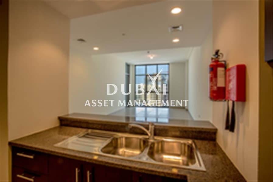 20 DW - Kitchen2. jpg