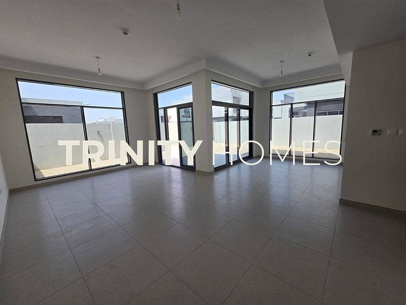 Beachfront Community | 4 Bed SD | Brand New