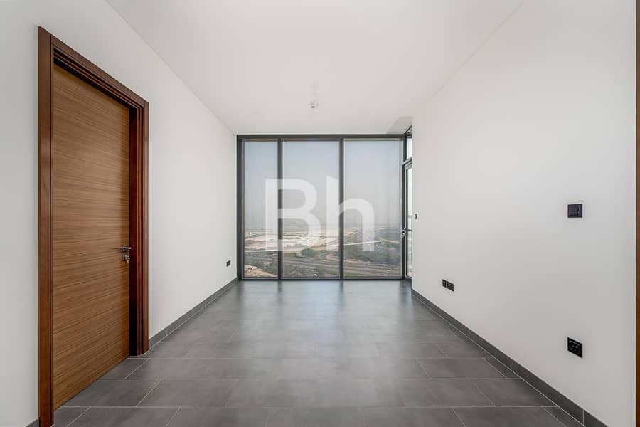 Brand New | High Floor | Managed unit