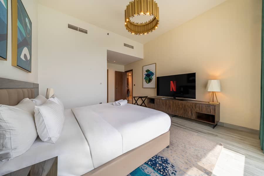14 2302, Avani Palm View-9. jpg