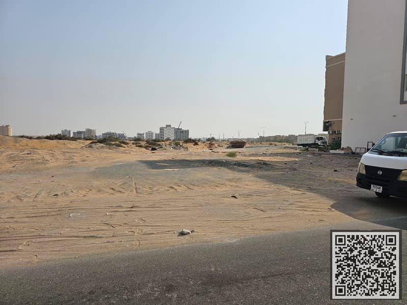 4 ed5ef431-0c98-4721-93bc-723ad2ccc8cb. jpg