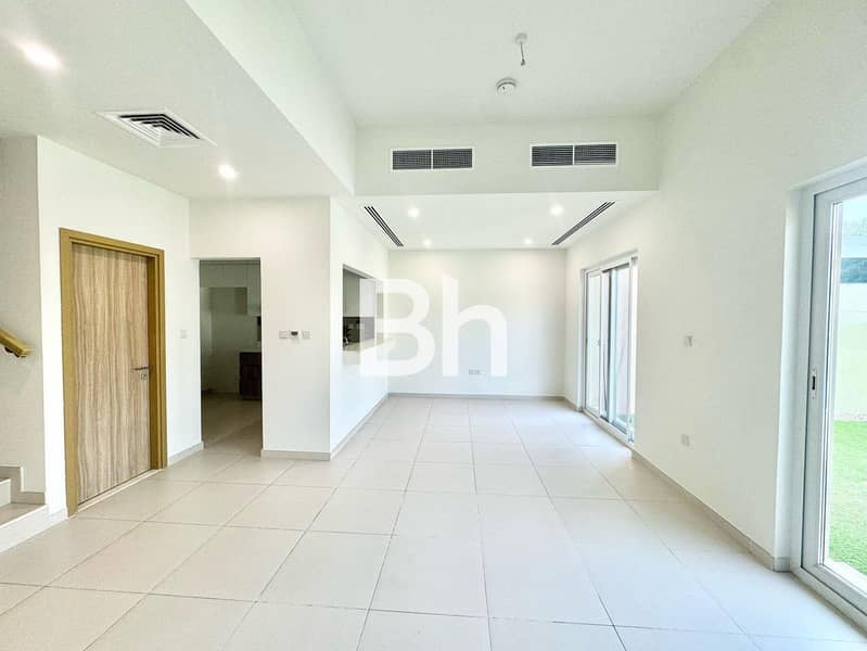 Таунхаус в Дубайлэнд,Вилланова,Амаранта, 3 cпальни, 165000 AED - 12259590 Таунхаус в Дубайлэнд,Вилланова,Амаранта, 3 cпальни, 165000 AED - 12259590