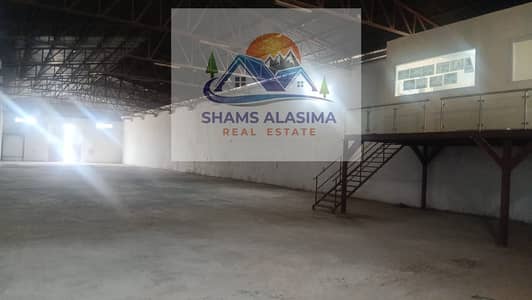 Warehouse for Rent in Umm Al Thuoob, Umm Al Quwain - صورة واتساب بتاريخ 2025-07-13 في 13.41. 05_53f98420. jpg
