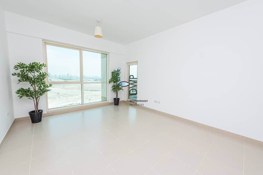 Genuine Listing! Stunning Large 1BR Apartment Genuine Listing! Stunning Large 1BR Apartment