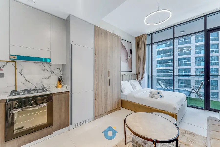 SPECIAL OFFER RATE FOR JULY ONLY | Easy Access to Downtown Dubai & Dubai Marina