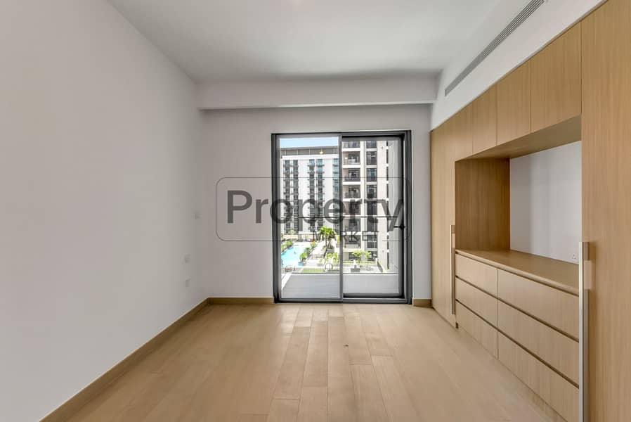 13 7ST04560. jpg