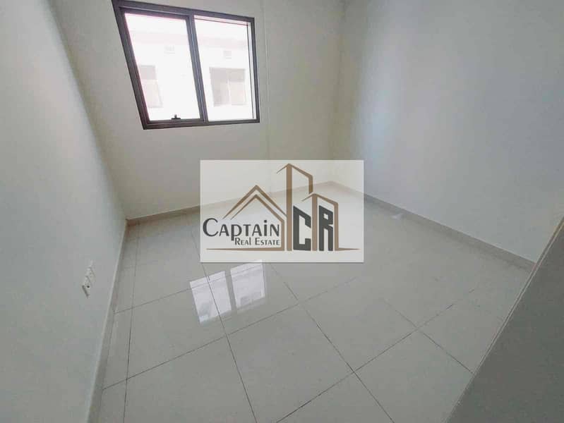 3 b0253cae-76da-4cd4-bf97-d69ed2e771ee. jpg