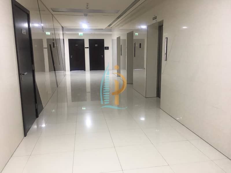 11 Lobby of B2B Tower. png