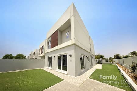 4 Bedroom Townhouse for Rent in Dubailand, Dubai - Vacant | Corner Unit | View Today
