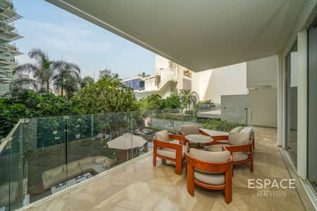 2 Bedroom Flat for Sale in Palm Jumeirah, Dubai - Best 07 Unit | Garden View | Easy Access