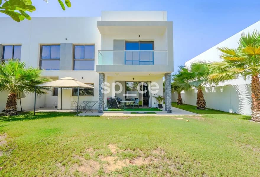 Stunning 4BR Villa | Unfurnished | Great Location