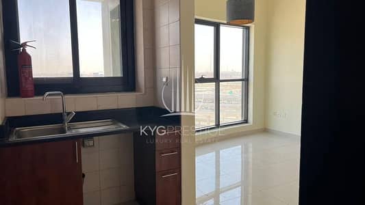 Studio for Rent in Dubai Marina, Dubai - 85481ad3-036b-4a2a-b871-43eba8cff0f9. jpg