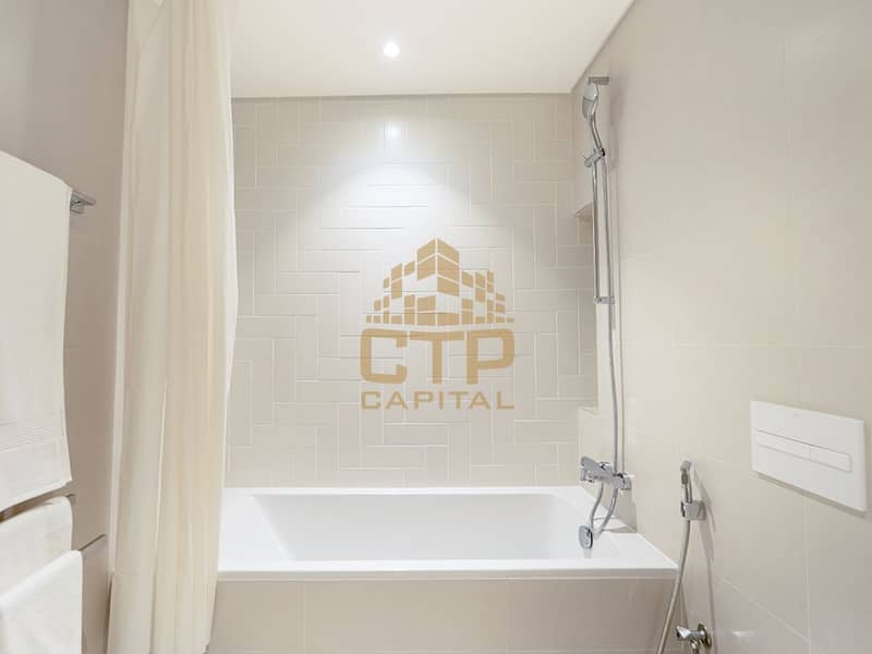12 washroom-1. jpg