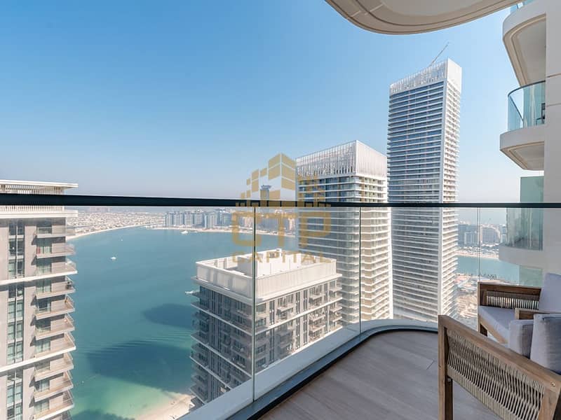 18 Balcony. jpg