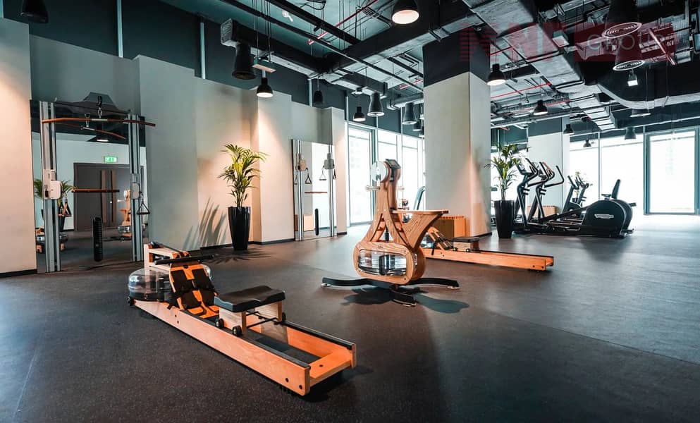 9 656583f581216b89f82c1817_opus-amenities-05-d. jpg