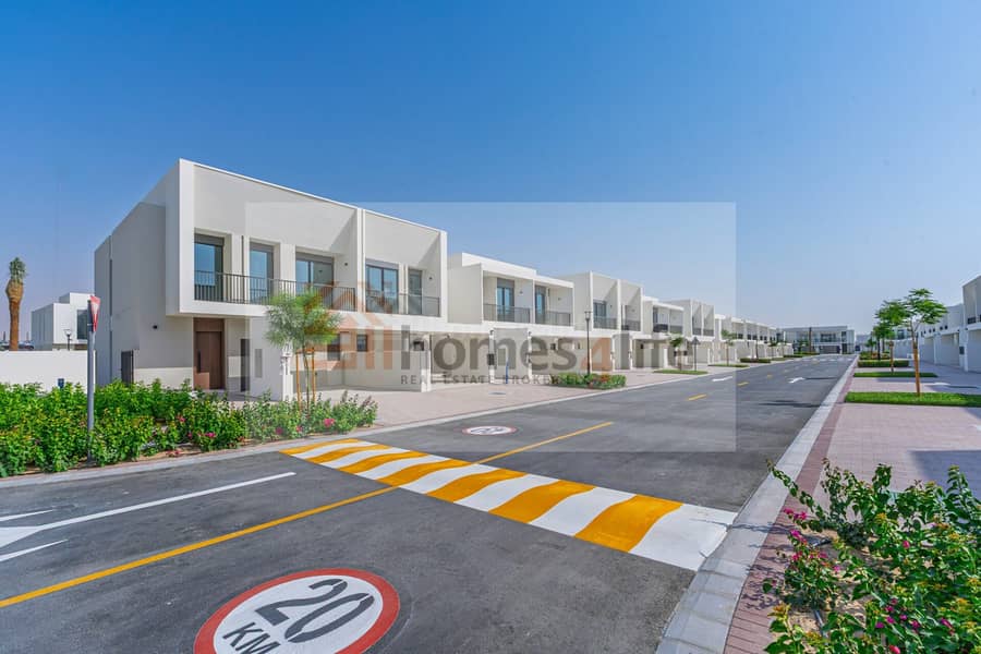 位于城市广场，马哈联排别墅 3 卧室的联排别墅 165000 AED - 12265625