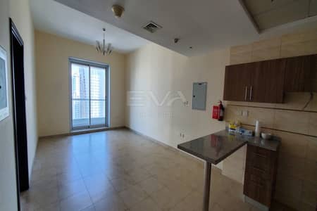 1 Bedroom Apartment for Rent in Jumeirah Lake Towers (JLT), Dubai - Balcony Lake View | Spacious 1BR | High Floor