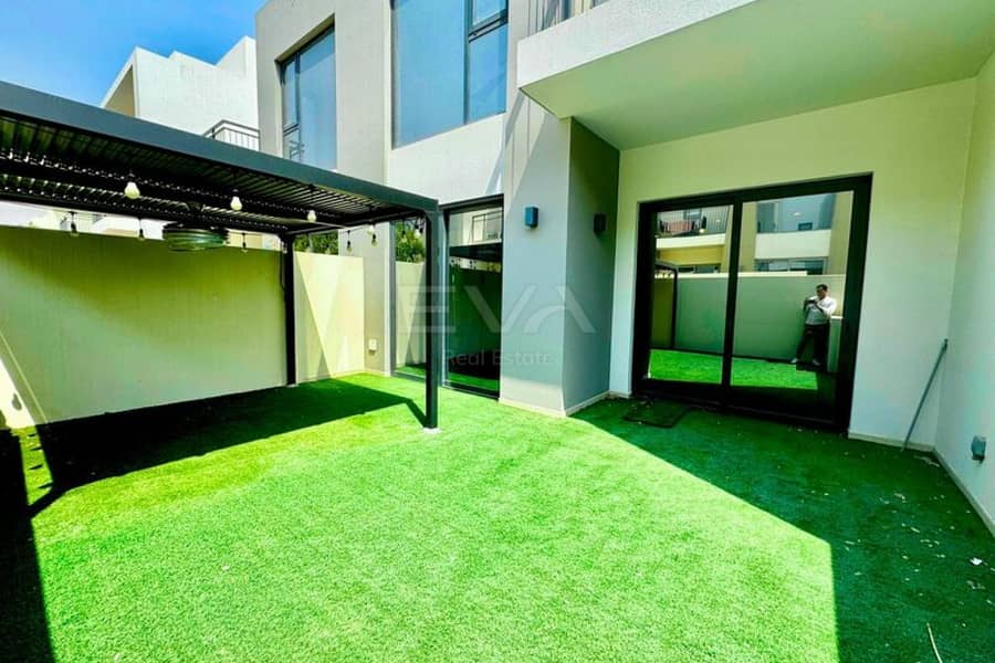 3BR + Maids | Well Maintained | Vacant Now