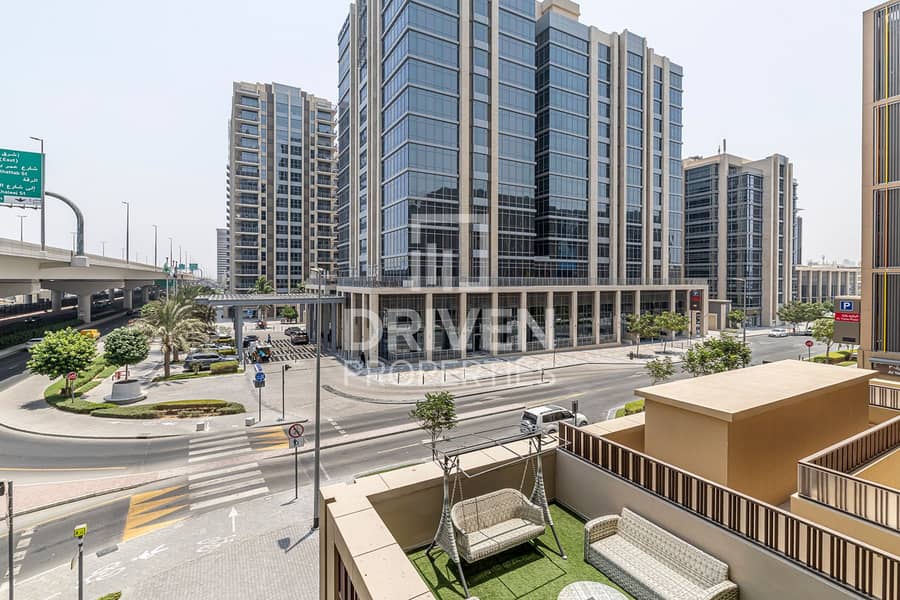 Modern Apt | Spacious | Ready to Move In Modern Apt | Spacious | Ready to Move In