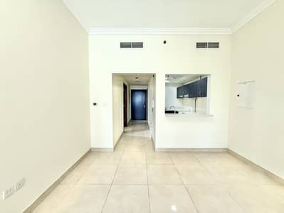 1 Bedroom Apartment for Rent in Jumeirah Village Circle (JVC), Dubai - Large 1 BR | Modern | Unfurnished