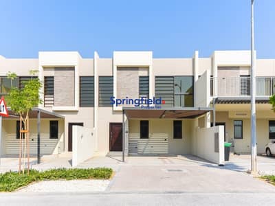 3 Bedroom Townhouse for Rent in DAMAC Hills 2 (Akoya by DAMAC), Dubai - Modern Spacious Townhouse I Middle Unit I Ready